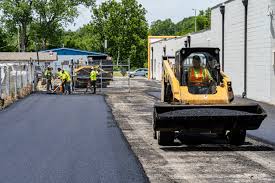 Trusted Lamont, CA Driveway Paving Services Experts